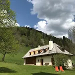 Chalet Kloesterle Haus Resi Arriach